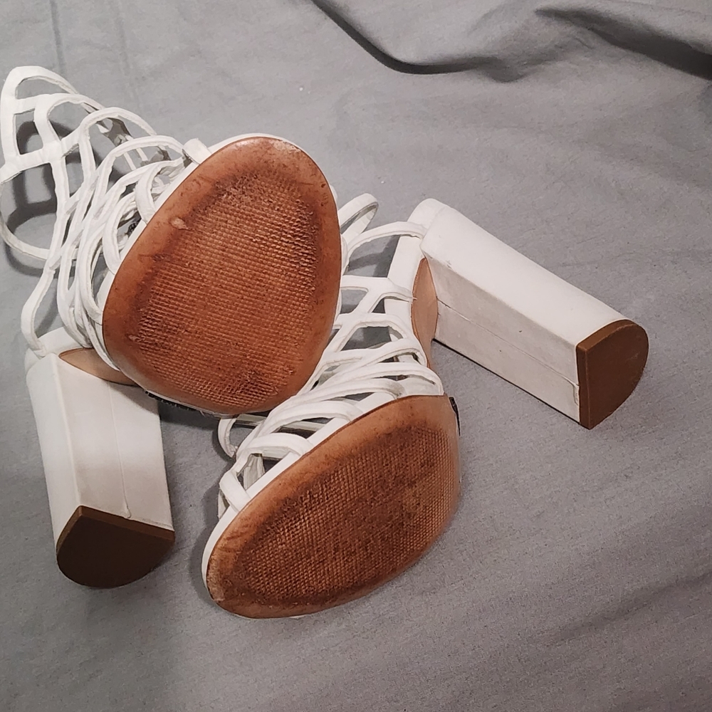SCHUTZ Pearl White Jaden Caged Heeled Sandal, size 8B - Picture 4 of 8